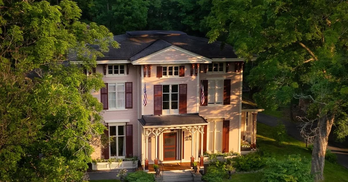 Landmark Inn Cooperstown - stayed ryokan inns—here's